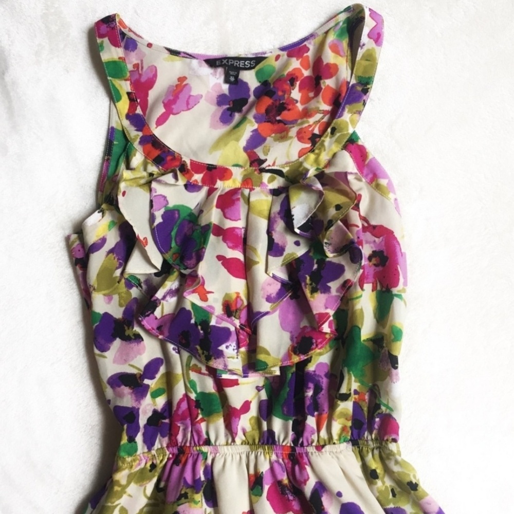 Express floral dress - Picture 2 of 5